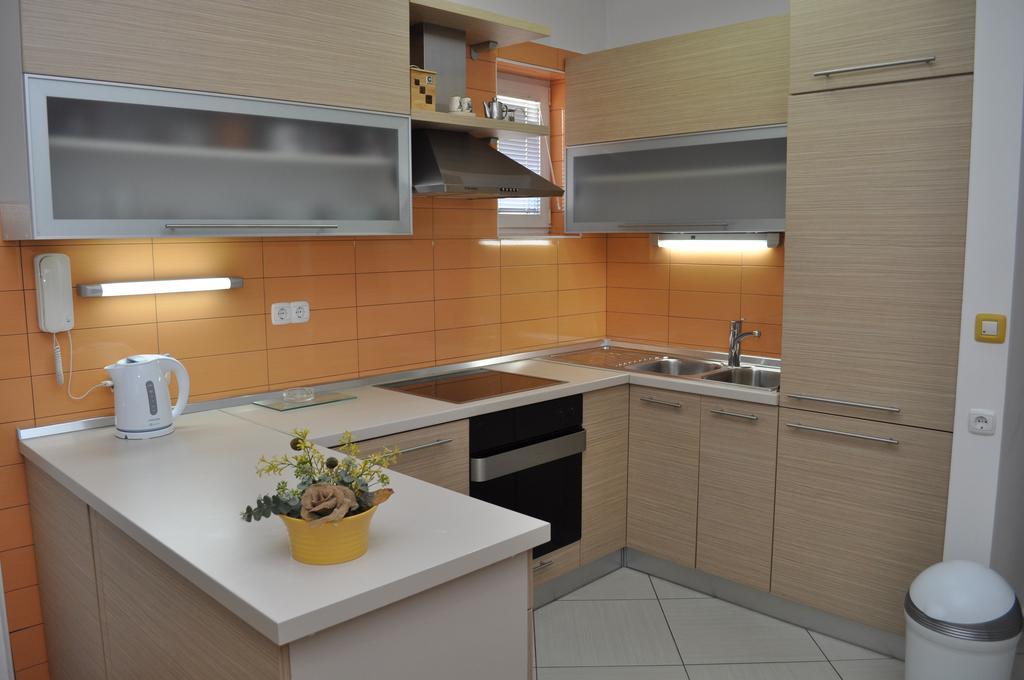 Apartments Vrime Biograd Na Moru Habitación foto