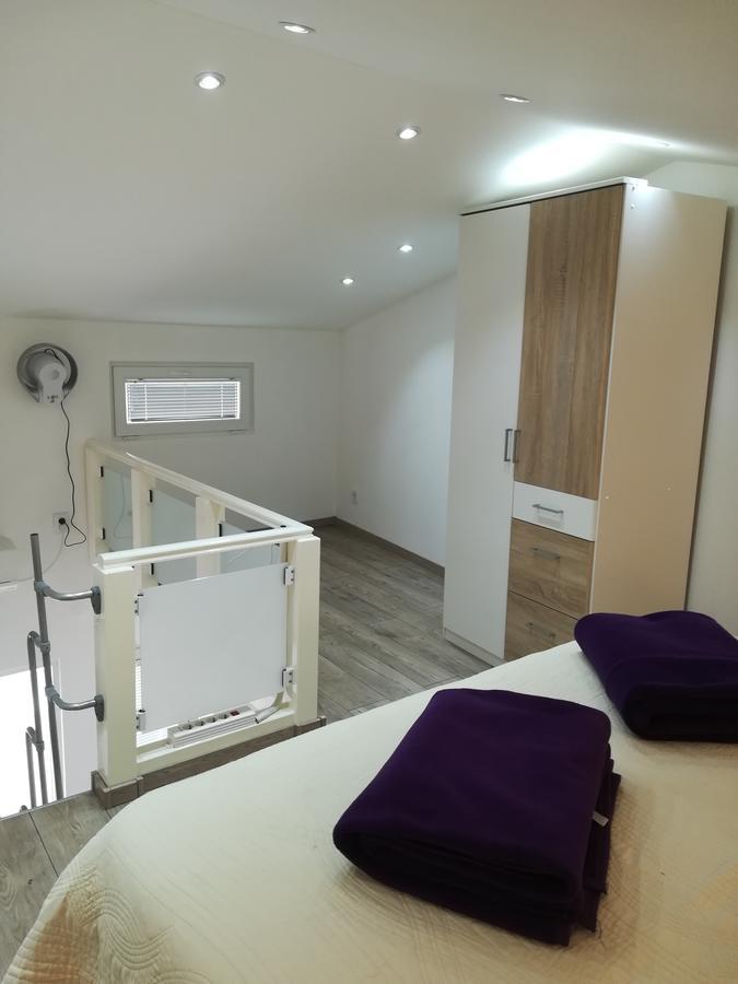 Apartments Vrime Biograd Na Moru Exterior foto