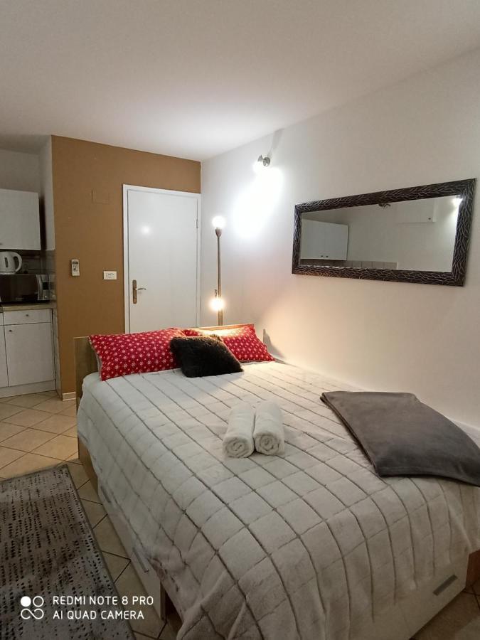 Apartments Vrime Biograd Na Moru Exterior foto